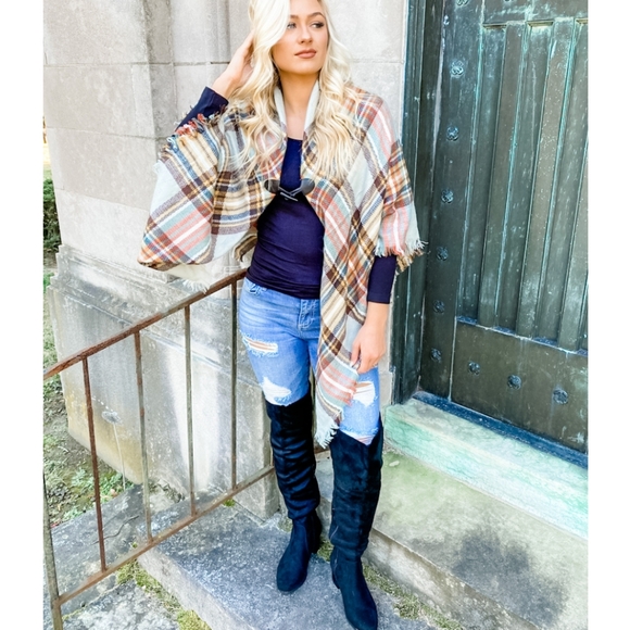 BRAND NEW!!! - Picture 3 of 7